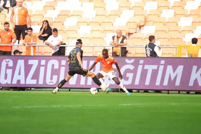 Adanaspor, Bandırmaspor'a 1-0 Mağlup Oldu