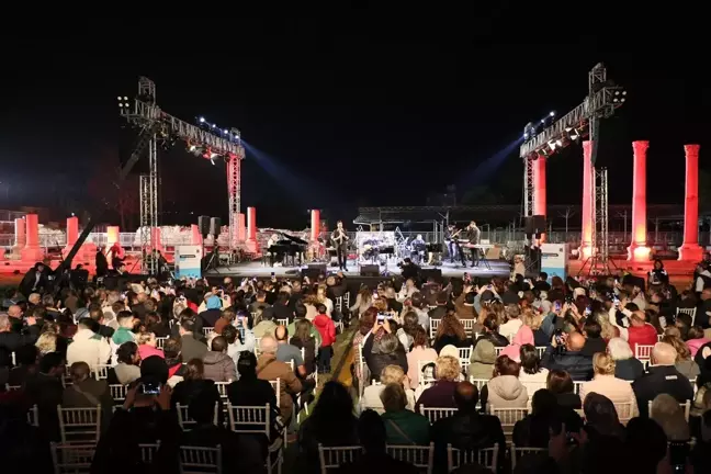 12. Uluslararası Klarnet Festivali, İzmir'de Usta Sanatçıların Performansıyla Sona Erdi