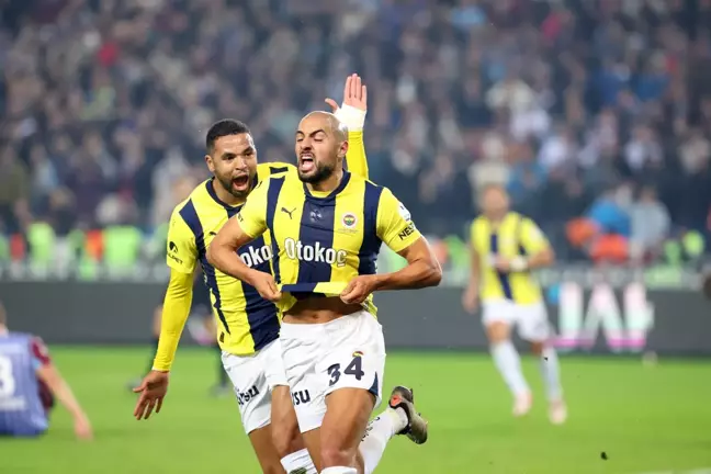 Fenerbahçe, Trabzonspor'u 3-2 Mağlup Ederek Puan Farkını 5'e İndirdi