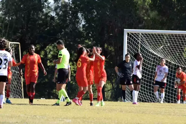 Kayseri Kadın FK, Antalyaspor Kadın FK'ya 3-1 Mağlup Oldu