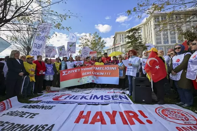 Aile Hekimleri Yönetmelik Değişikliği İçin İş Bıraktı