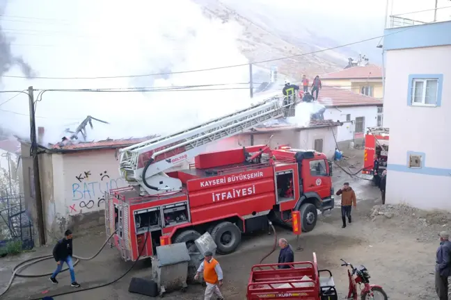 Kayseri'de Kahvehanede Yangın Çıktı