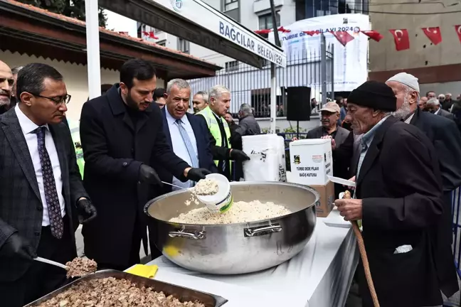 101. Türbe Dede Pilav Günü Etkinliği Bağcılar'da Kutlandı