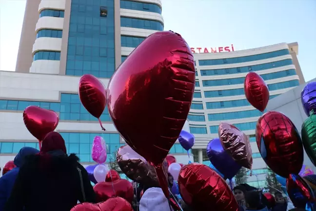 Anaokulu Öğrencilerinden Lösemili Çocuklara Moral Etkinliği