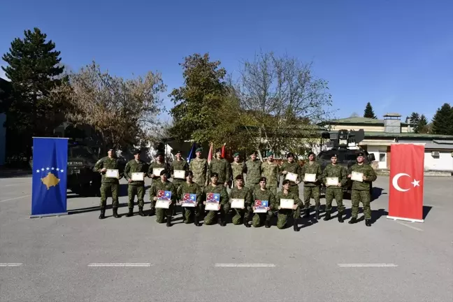 Türk Askerleri, Kosova Güvenlik Gücü'ne Cobra Eğitimi Verdi