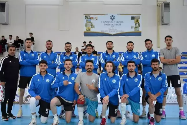 Erzurum Gençlik Spor Voleybol Kulübü Play-off Hedefinde İlerliyor