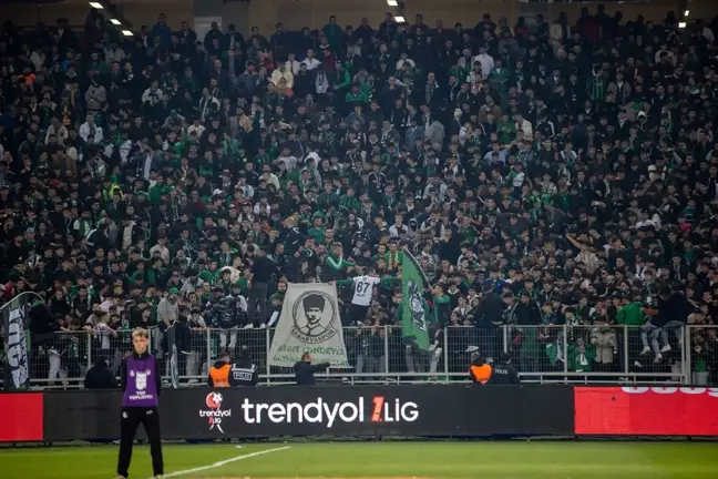 Kocaelispor, Sakaryaspor'u Deplasmanda 1-0 Mağlup Etti