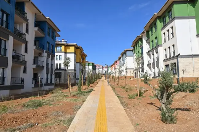 Gaziantep'te konutlarına kavuşan afetzedeler kendilerini güvende hissediyor