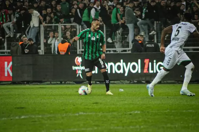 Sakaryaspor, Kocaelispor'a 1-0 Mağlup Oldu