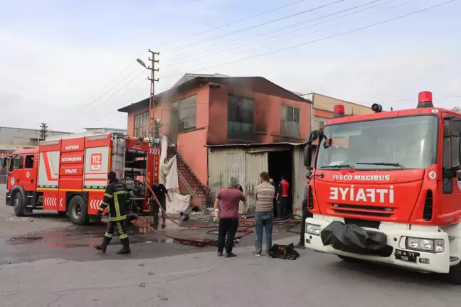 Kayseri'de Sünger Atölyesinde Yangın Çıktı