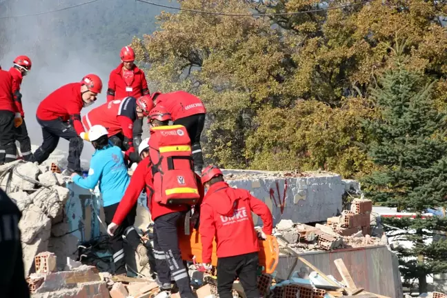 Bolu'da Gerçekleştirilen Deprem Tatbikatında 14 Bin 544 Bina Yıkıldı