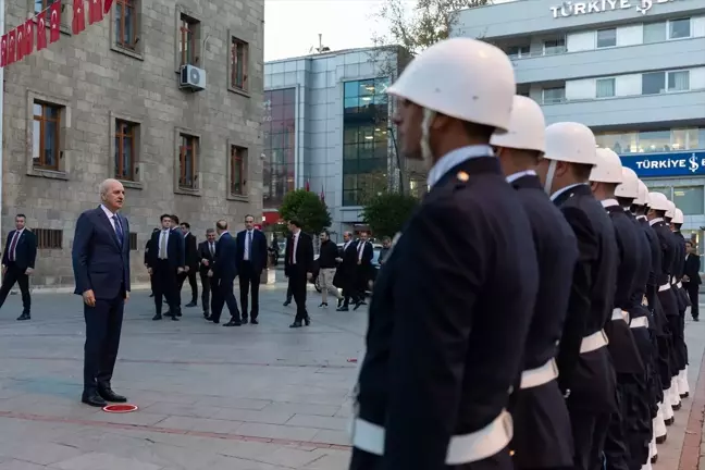 TBMM Başkanı Numan Kurtulmuş, Isparta'da Yerel Yönetimlerin Önemine Vurgu Yaptı