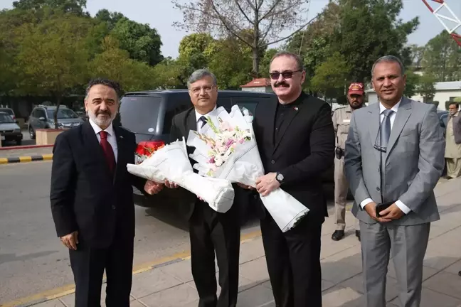 Türkiye-Pakistan Dostluğu Konferansı İslamabad'da Düzenlendi