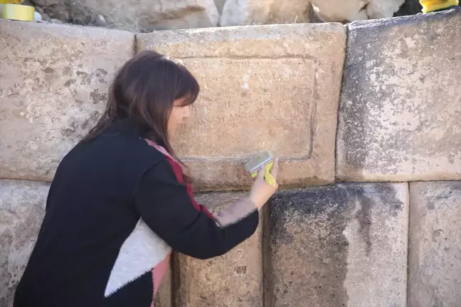 Van'daki Antik Kentte Önemli Buluntular Ortaya Çıktı