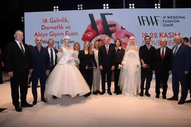 IF Wedding Fashion İzmir'de İzmir Ekonomi Üniversitesi'ne Ödül Yağdı