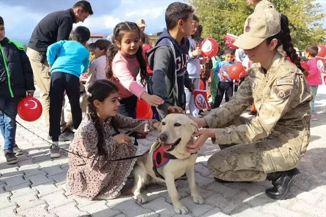 Hassa'da Dünya Çocuk Hakları Günü Kutlandı