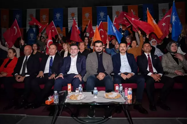 AK Parti'li İnan, partisinin Urla kongresinde konuştu Açıklaması