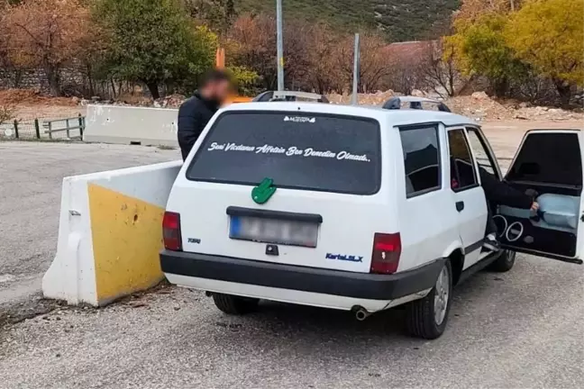 Isparta'da Trafik Güvenliğini Tehlikeye Sokma Suçuna Yol Açan Sürücü Yakalandı