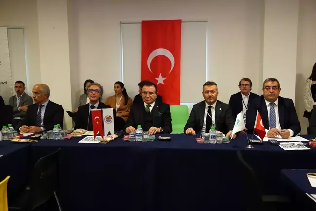 Mersin Ekonomi Zirvesi'nde Tarım Arama Konferansı Düzenlendi