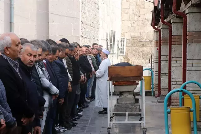 Niğde'de Bulunan İki Ceset Toprağa Verildi