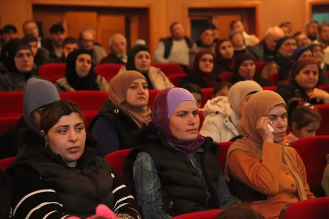 Ahlat'ta, Ahıska Türklerinin sürgün edilişinin 80. yılı dolayısıyla anma programı düzenlendi