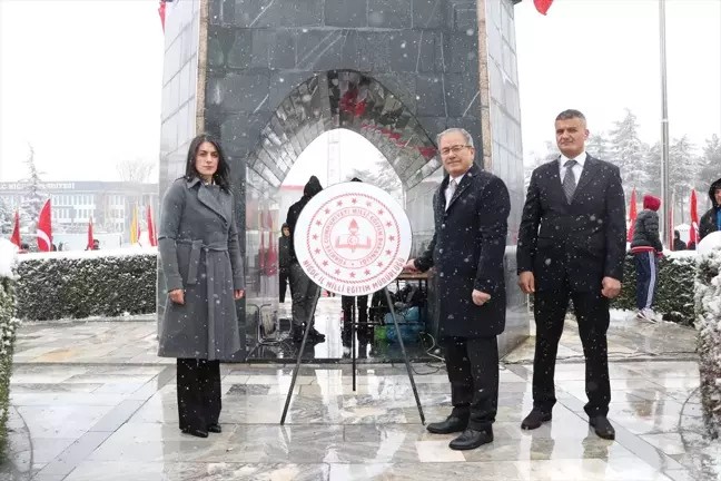 Niğde'de 24 Kasım Öğretmenler Günü Töreni Düzenlendi