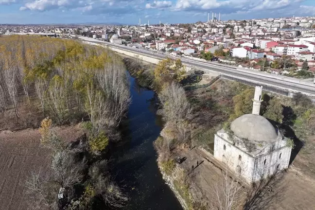 Edirne'deki 5,5 Asırlık Evliya Kasımpaşa Camisi'nin Restorasyonu Başladı