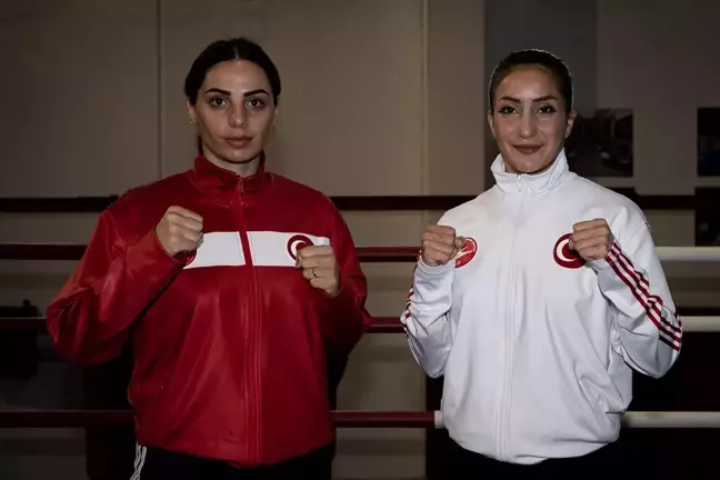 Türk Kadın Subaylar Avrupa Kick Boks Şampiyonası'nda Altın Madalya Kazandı