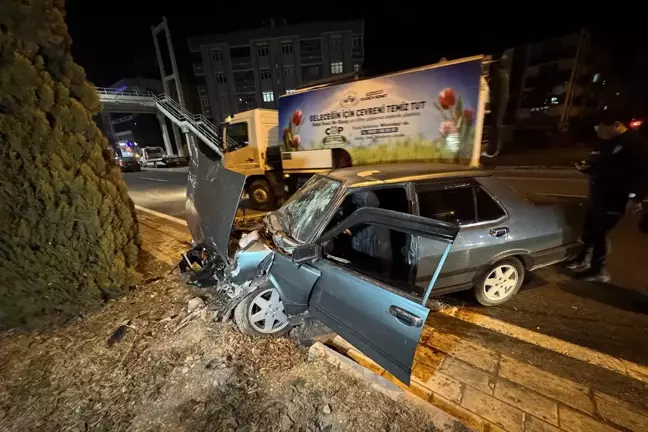 Elazığ'da Zincirleme Trafik Kazası: 3 Yaralı