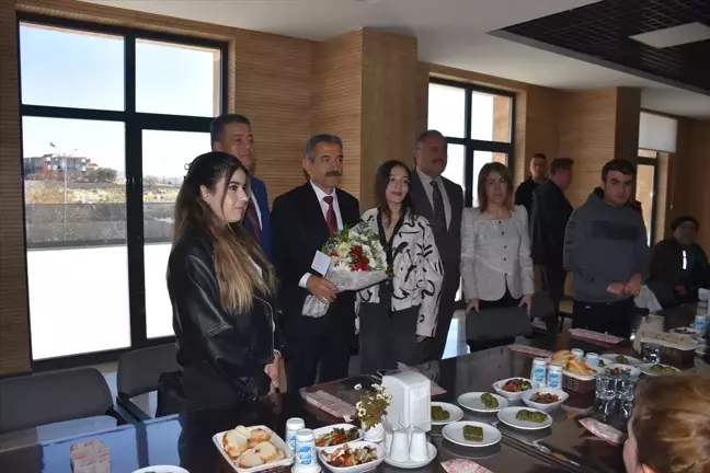 Şırnak Valisi Ekici, engellilerle bir araya geldi