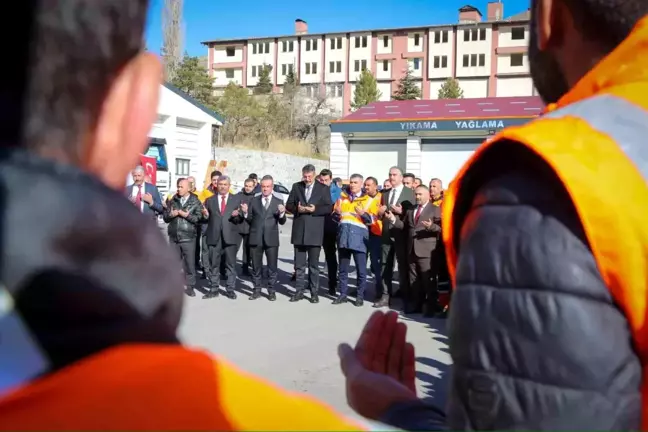 Hakkari'de Kış Hazırlıkları İçin Kurban Kesim Töreni Düzenlendi