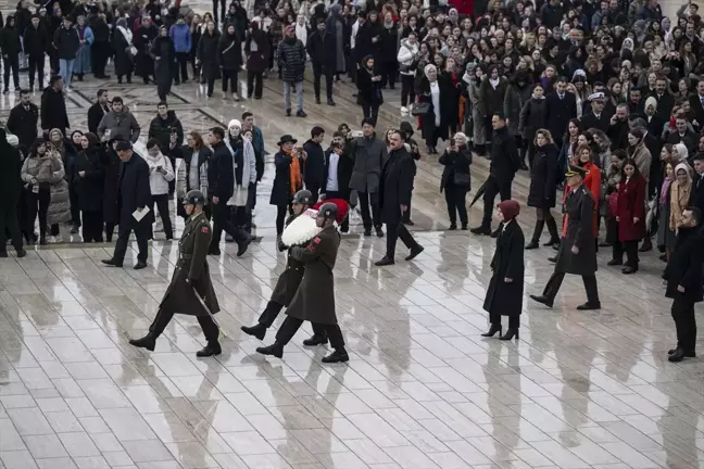 Kadınlara Seçme ve Seçilme Hakkı Tanınmasının 90. Yılı Anısına Anıtkabir Ziyareti