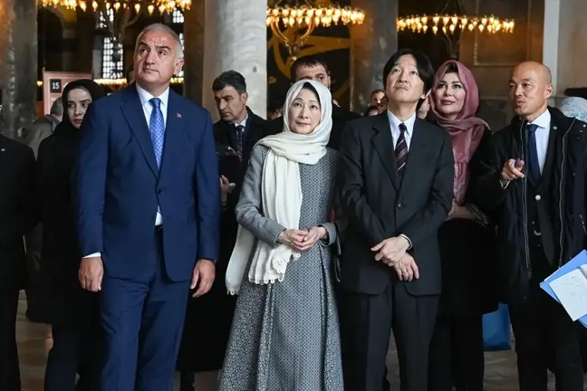 Japonya Veliaht Prensi ve Prensesi Ayasofya'yı Ziyaret Etti