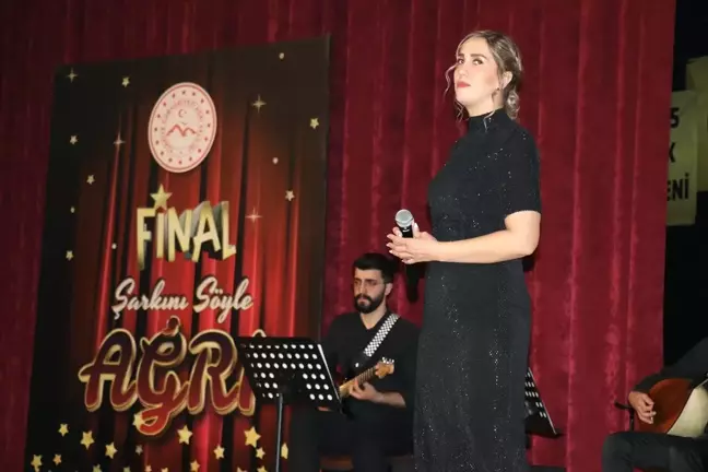 Ağrı'da Şarkını Söyle Ses Yarışması Finali Yapıldı