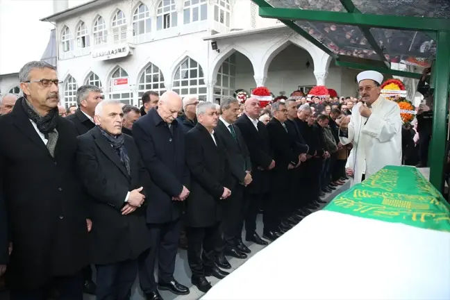 TZOB Başkanı Şemsi Bayraktar’ın Ağabeyi Zeki Şinasi Bayraktar Son Yolculuğuna Uğurlandı