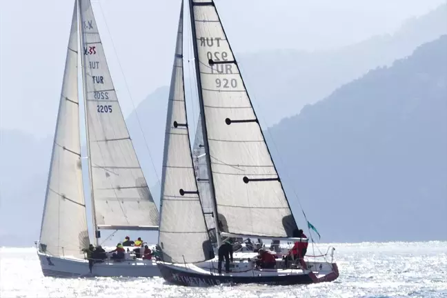 Marmaris'te Burhanettin Tekdağ Yıl Sonu Kupası Yelkenli Yat Yarışları Tamamlandı