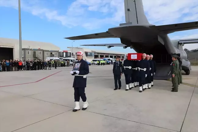 Isparta'da helikopter kazasında şehit olan Teğmen Dağlı'nın cenazesi Amasya'ya getirildi