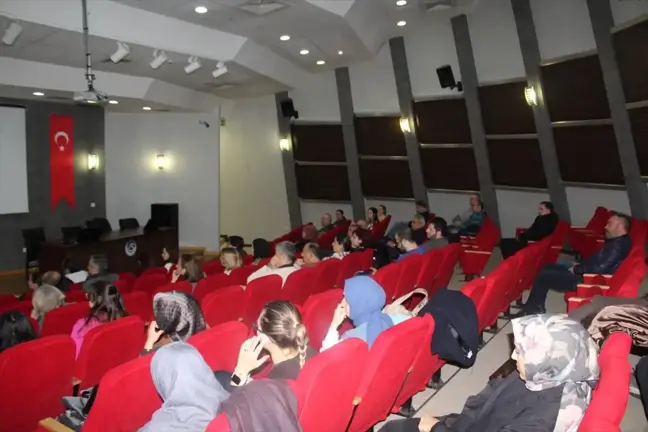 Sakarya'da Aile Hekimlerine Akılcı İlaç ve Laboratuvar Eğitimi