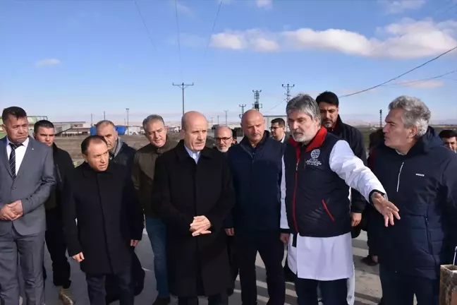 YÖK Başkanı Özvar: Veteriner Fakülteleri Araştırma Merkezlerine Destek Artacak