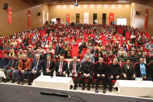 Malatya'da Gençlik Politika Belgesi Vizyon Çalıştayı Düzenlendi