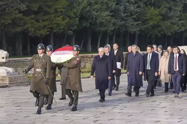 Kamu Başdenetçisi Mehmet Akarca Anıtkabir'i Ziyaret Etti