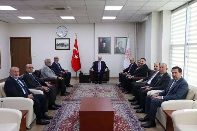 TBMM Başkanı Numan Kurtulmuş Konya'da Valilik ve Büyükşehir Belediyesi'ni Ziyaret Etti