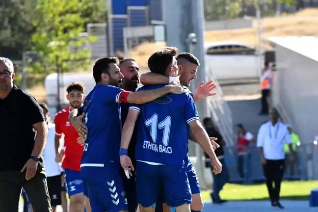 Erciyes 38 Futbol Kulübü İlk Yarıda 18 Gol Attı