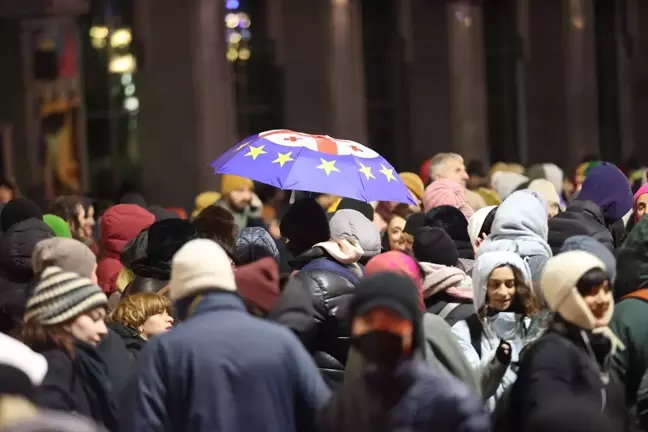 Gürcistan'da AB Müzakereleri İçin 21 Gün Süren Protestolar Devam Ediyor