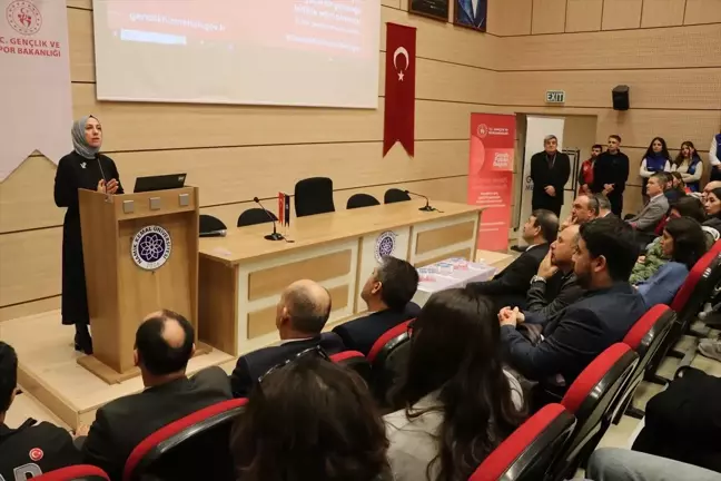 Gençlik Politika Belgesi Vizyon Çalıştayı Tekirdağ'da Yapıldı