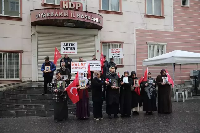 Diyarbakır Anneleri, Kaçırılan Çocukları İçin Eylemlerine Devam Ediyor