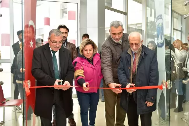 KMÜ'de 'Gazze'nin Kutsal Kadınları' Sergisi Düzenlendi