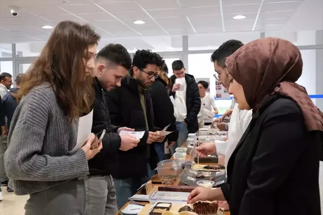 Bolu Abant İzzet Baysal Üniversitesi'nde Depo Zararlıları Sergisi Açıldı