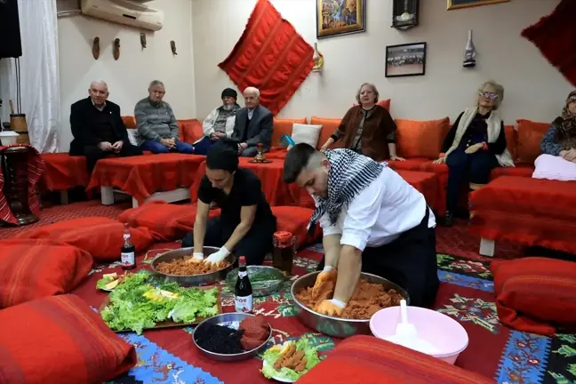 Edirne Huzurevinde Yeni Yıl Sıra Gecesi Düzenlendi