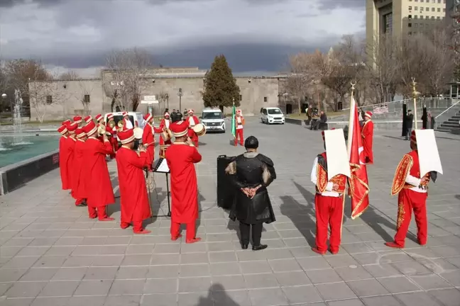 Kayseri'de Yükümlülerden Oluşan Mehter Takımı Konser Verdi